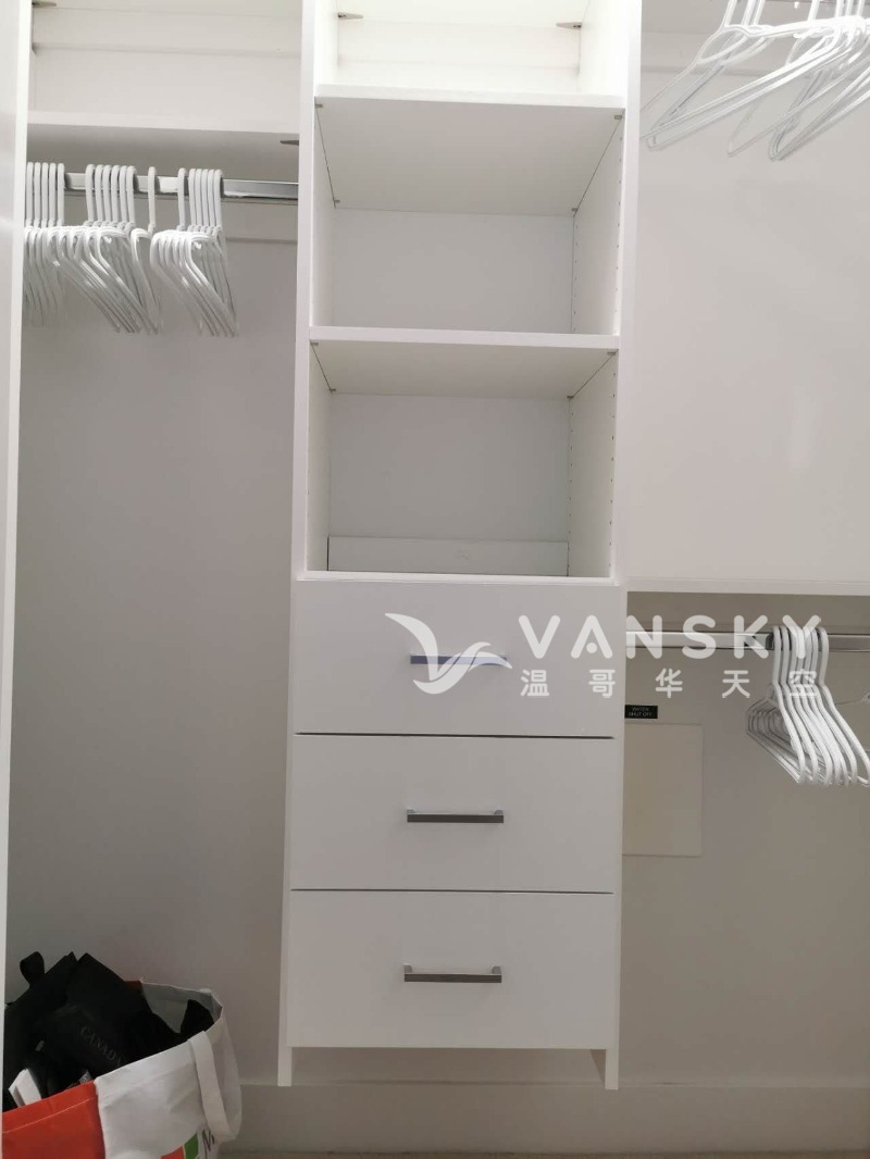 250407140426_Closet .jpeg